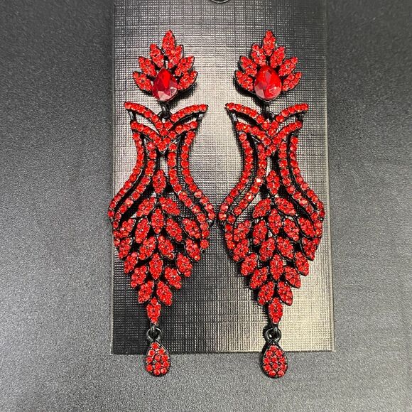 Art Deco Inspired Red Crystal Statement Drop Earrings - Picture 1 of 4
